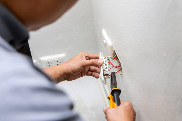 Best Electrical Outlet Repair  in Los Alamos, NM